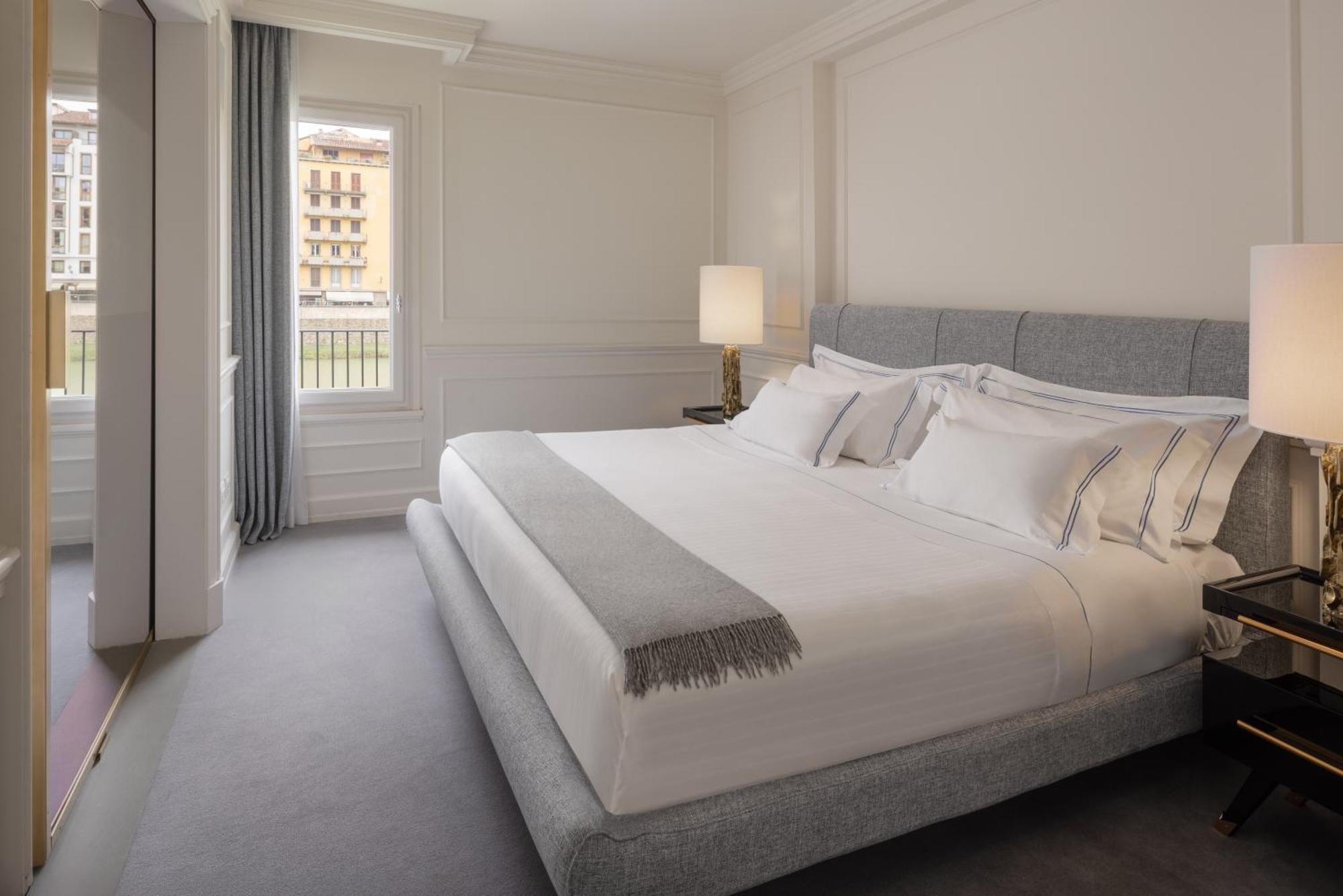 Lungarno Luxury Apartments - By Lungarno Collection Florence Extérieur photo